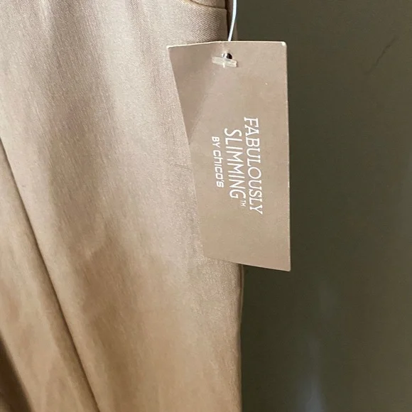 Chico's Slim Pull-On Trousers in Taupe NEW with tags - Picture 2 of 7